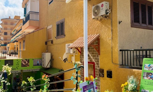 Resale - Commercial - Torrevieja - Torrelamata - La Mata