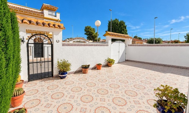 Resale - Townhouse - Torrevieja - El limonar