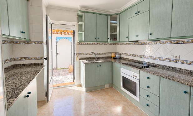 Resale - Townhouse - Torrevieja - El limonar