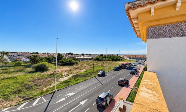Resale - Townhouse - Torrevieja - El limonar