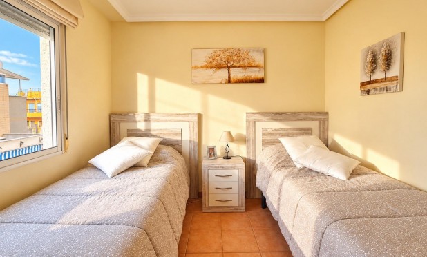 Resale - Apartment / flat - Torrevieja - Torreblanca