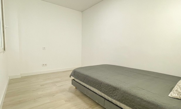 Resale - Apartment / flat - Torrevieja - El Acequión - Los Náufragos