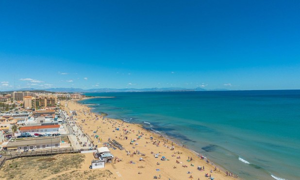 Resale - Apartment / flat - Torrevieja - La Mata