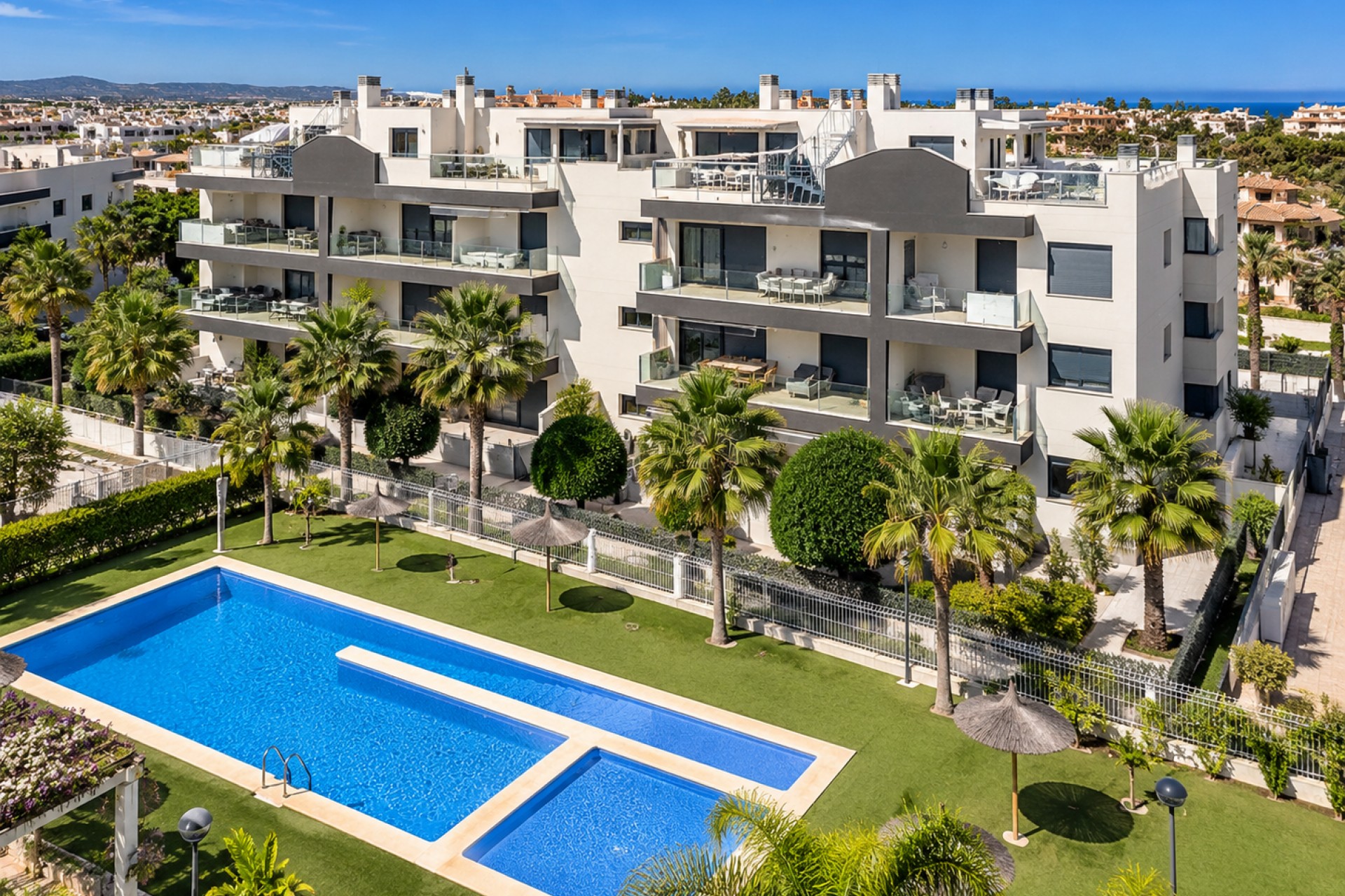 Resale - Apartment / flat - Orihuela - Villamartin