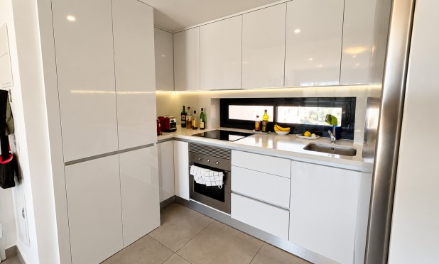 Resale - Apartment / flat - Orihuela - Villamartin