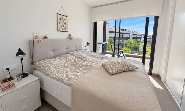 Resale - Apartment / flat - Orihuela - Villamartin