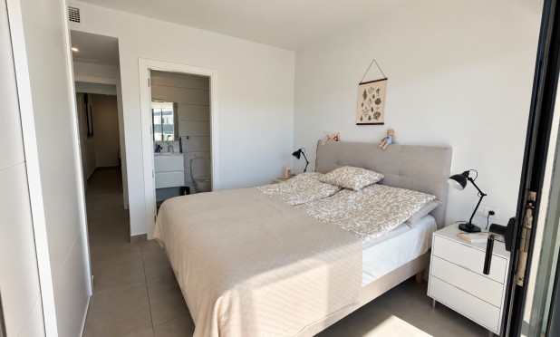 Resale - Apartment / flat - Orihuela - Villamartin