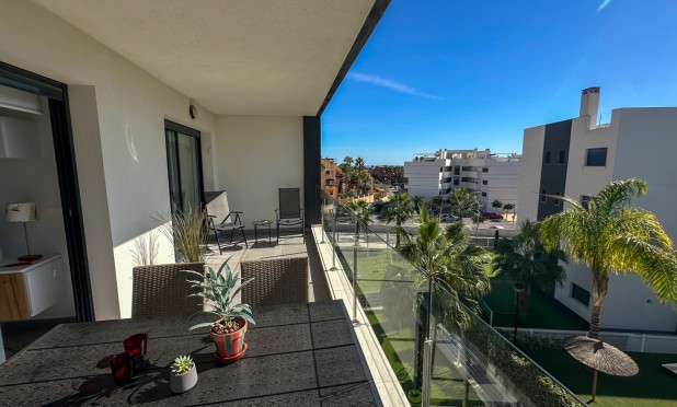 Resale - Apartment / flat - Orihuela - Villamartin