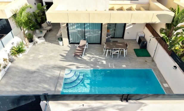 Resale - Villa - Los Montesinos - La Herrada