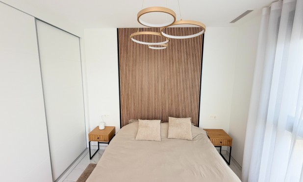 Resale - Villa - Los Montesinos - La Herrada