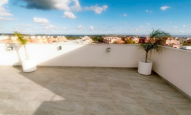 Resale - Villa - Los Montesinos - La Herrada