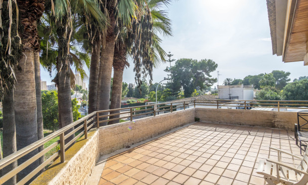 Resale - Villa - Orihuela Costa - Dehesa de campoamor