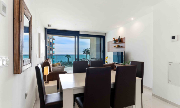 Herverkoop - Appartement / flat - Punta Prima - Sea Senses