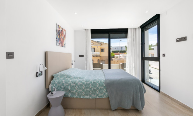 Reventa - Villa - Orihuela Costa - Urbanización Blue Lagoon y T-2 Filipinas Oeste