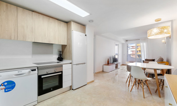 Resale - Apartment / flat - Punta Prima - La Recoleta