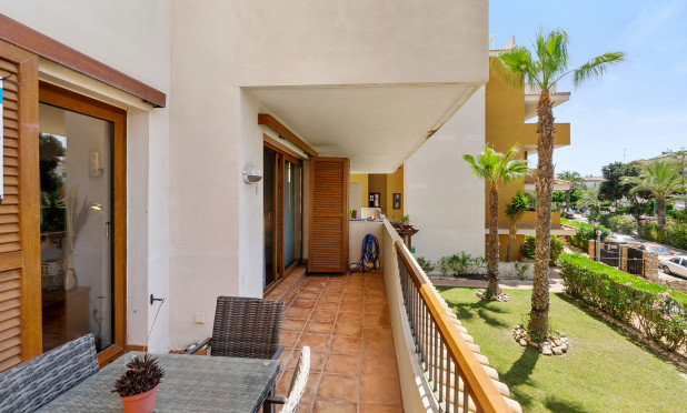 Resale - Apartment / flat - Punta Prima - La Entrada