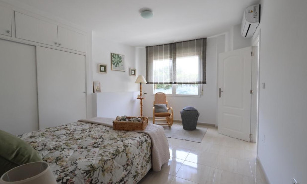 Wiederverkauf - Wohnung - Torrevieja - torrevieja