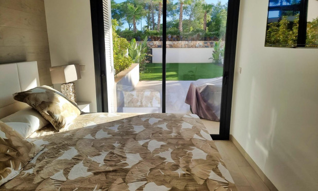 Resale - Apartment / flat - Orihuela - Las Colinas Golf