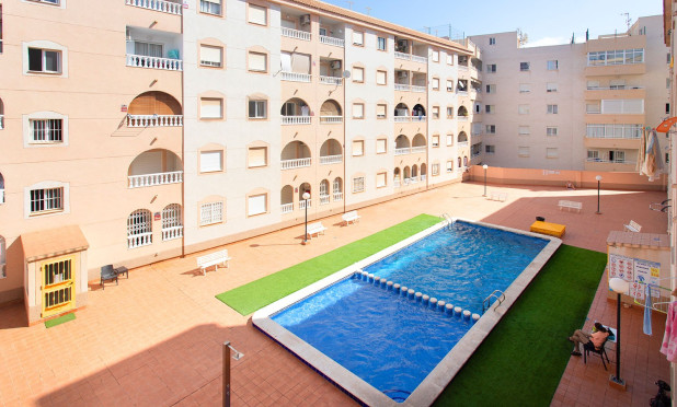 Wiederverkauf - Wohnung - Torrevieja - Centro