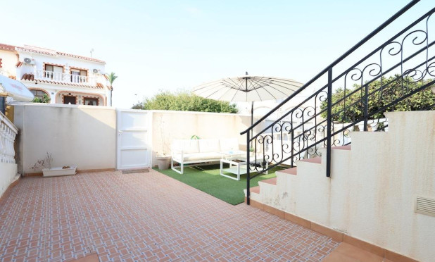 Revente - Semi Detached Villa - Torrevieja - Torretas