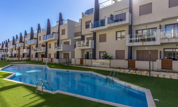 Resale - Apartment / flat - Pilar de la Horadada - Mil Palmeras