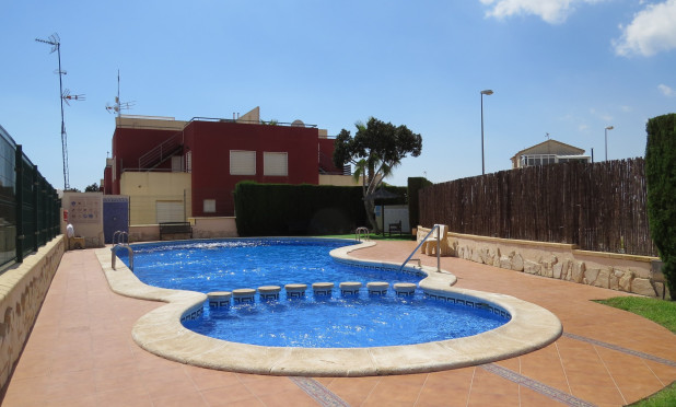 Resale - Townhouse - Orihuela - Villamartin