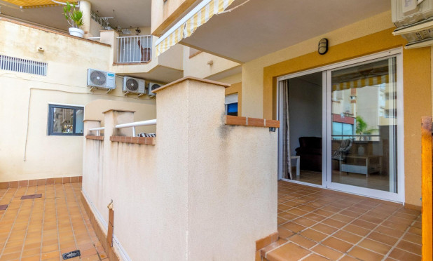 Resale - Apartment / flat - Orihuela Costa - Campoamor