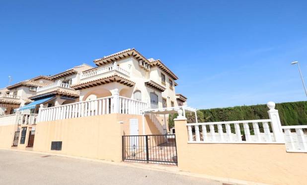 Resale - Townhouse - Orihuela Costa - Montezenia