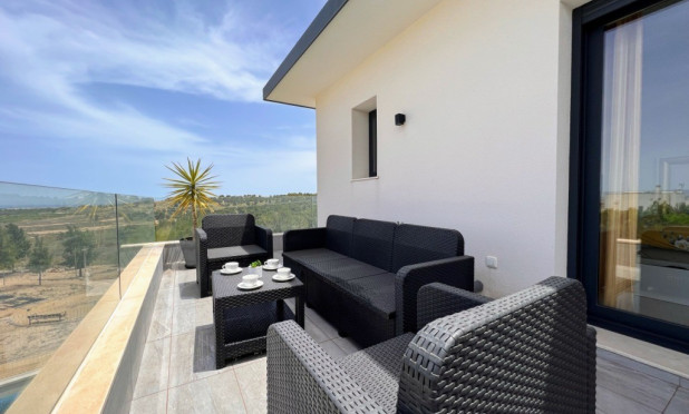 Resale - Villa - San Miguel de Salinas