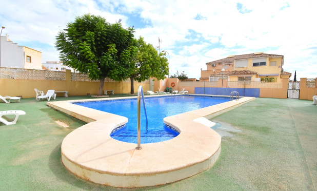 Resale - Townhouse - Orihuela Costa - Playa Flamenca