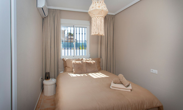 Lange Termijn Verhuur - Appartement / flat - Torrevieja - La Veleta