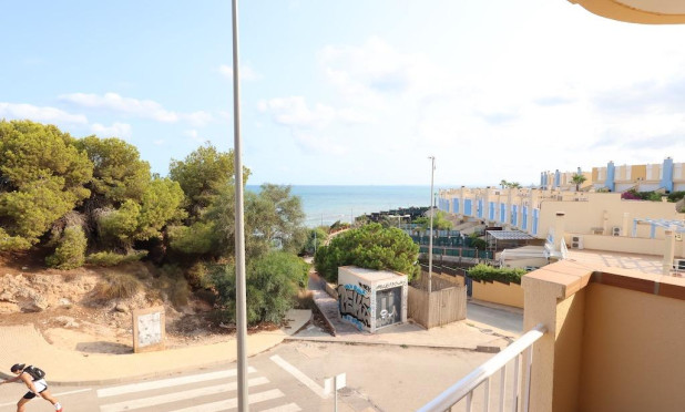 Resale - Apartment / flat - Orihuela Costa - Campoamor