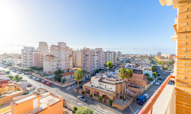 Revente - Appartement - Torrevieja - Nueva Torrevieja