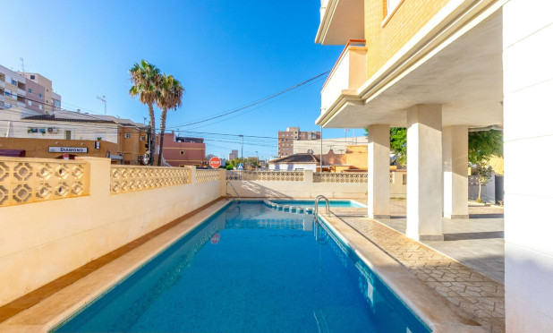 Revente - Appartement - Torrevieja - Nueva Torrevieja