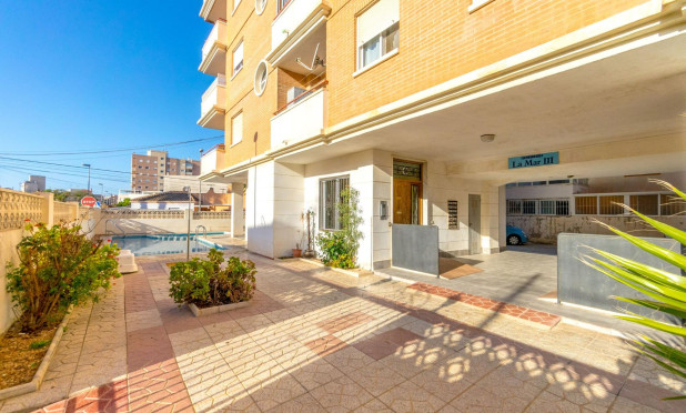 Revente - Appartement - Torrevieja - Nueva Torrevieja