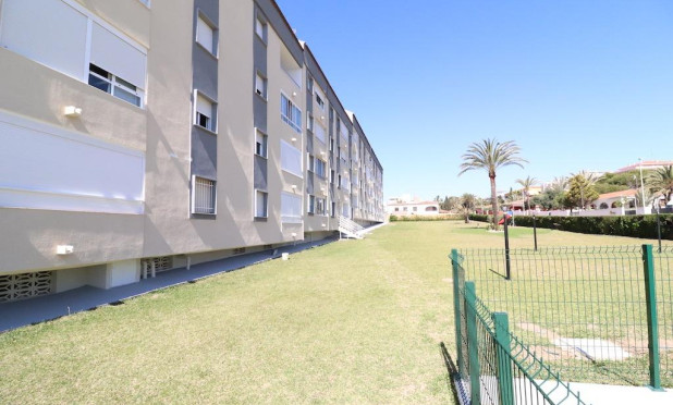 Wiederverkauf - Wohnung - Torrevieja - Punta Prima