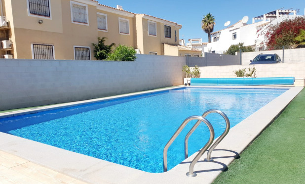 Resale - Townhouse - Orihuela Costa - Villamartín