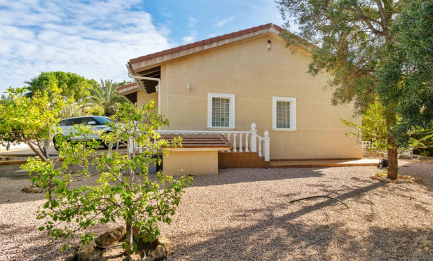 Resale - Villa - Cabo Roig - MUY CERCA DE LA PLAYA