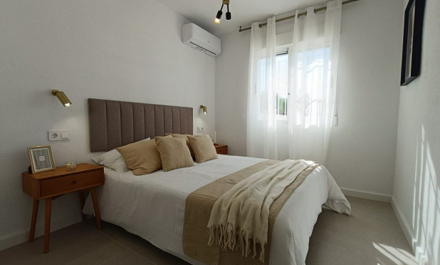 Herverkoop - Garden Apartment - Torrevieja