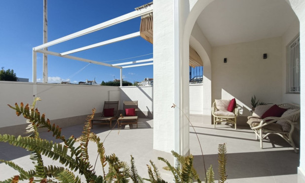 Herverkoop - Garden Apartment - Torrevieja