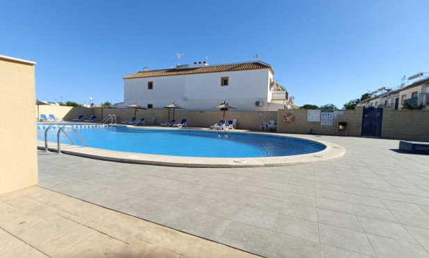 Herverkoop - Garden Apartment - Torrevieja