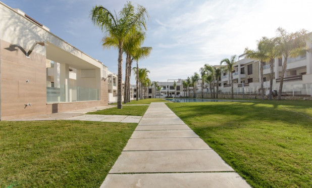 Obra nueva - Adosado - Torrevieja - Los Balcones