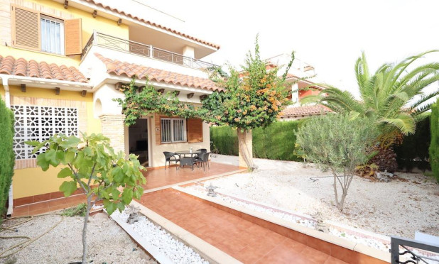 Resale - Townhouse - Orihuela Costa - Punta Prima