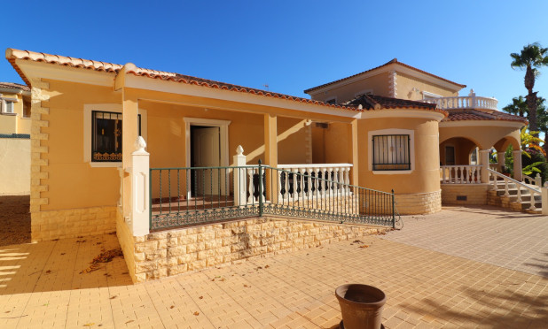 Reventa - Detached Villa - La Marina - La Escuera