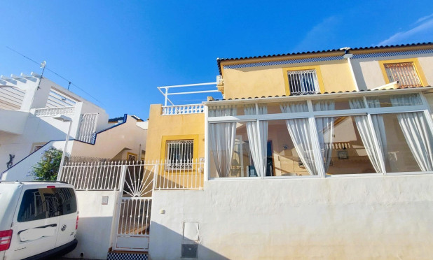 Resale - Chalet - Torrevieja - Los Balcones - Los Altos del Edén