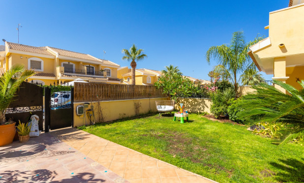 Resale - Villa - Orihuela Costa - Los Dolses