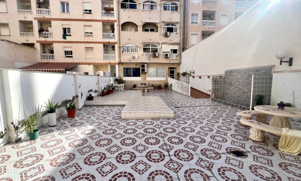 Revente - Appartement - Torrevieja - Centro