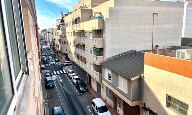 Wiederverkauf - Wohnung - Torrevieja - Centro