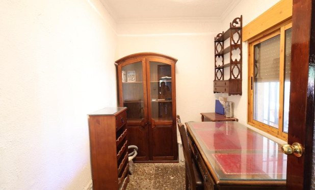 Resale - Villa - Crevillent - Crevillente