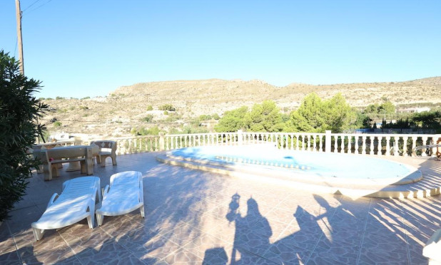 Resale - Villa - Crevillent - Crevillente